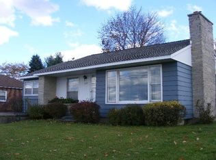 2115 Sunnyside Dr, Cadillac, MI 49601