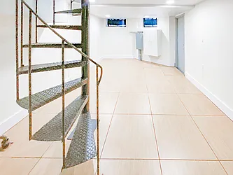 Rented by MySpaceNYC