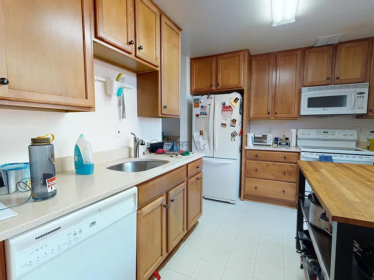 1601 S Hayes St #2 — Photo 6
