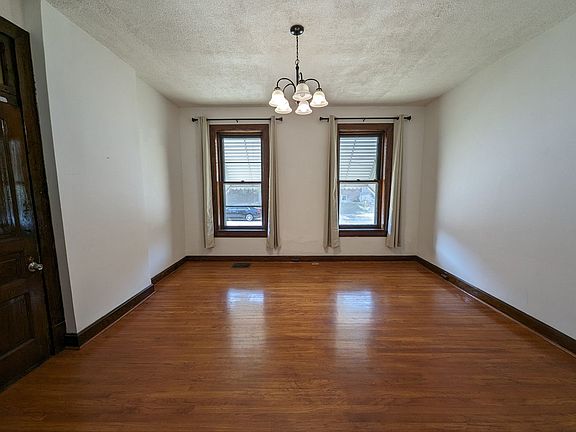2nd image of 2630 Oregon Ave