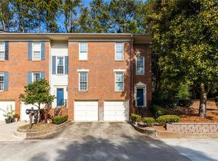 901 Brandywine Cir, Sandy Springs, GA 30350