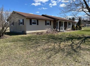 9087 Fostoria Rd, Fostoria, MI 48435