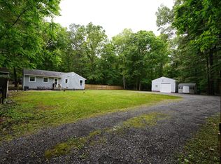 673 Oak Springs Dr, Aylett, VA 23009