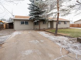 3050 SW 28th St, Redmond, OR 97756