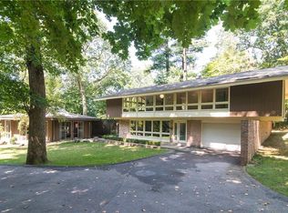 330 Clinton Ave, Dobbs Ferry, NY 10522