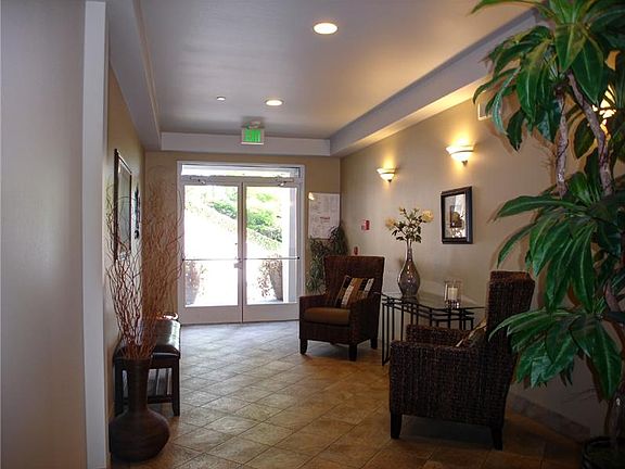 4th image of 7549 SE 29th St Unit 306