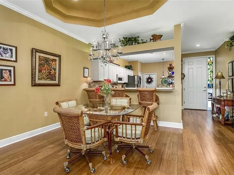 7339 Cleopatra Dr — Photo 7