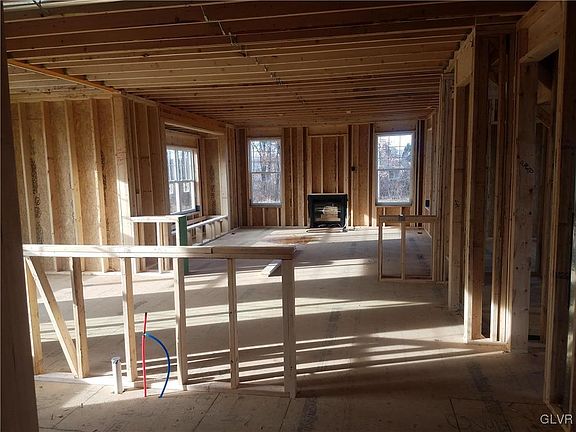4th image of 491 Arthurs Ct Lot 1