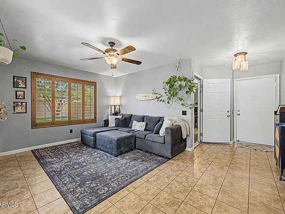 4th image of 3120 W RUNION Drive
