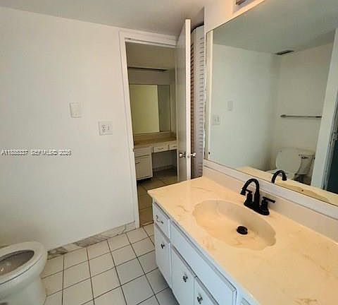3rd image of 5701 Collins Ave APT 709
