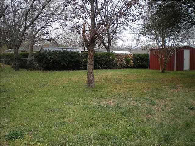 2nd image of 2709 Willow Park St