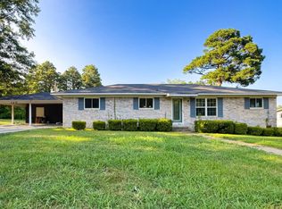 140 Hillcrest St, Arkadelphia, AR 71923