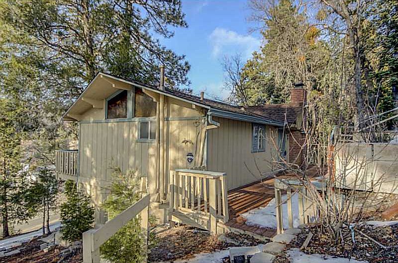 1st image of 32838 Deerlick Ln