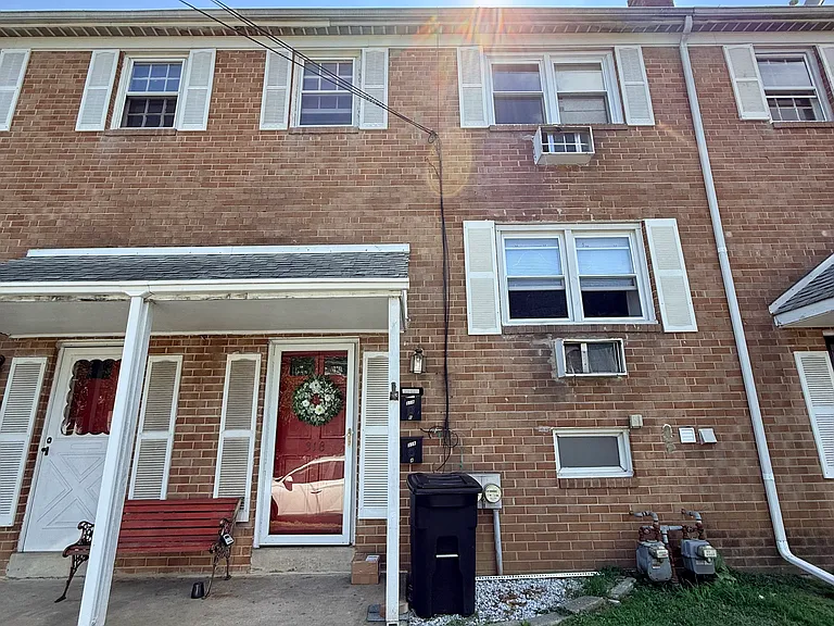 318 Edmonds Ave #1 — Photo 1