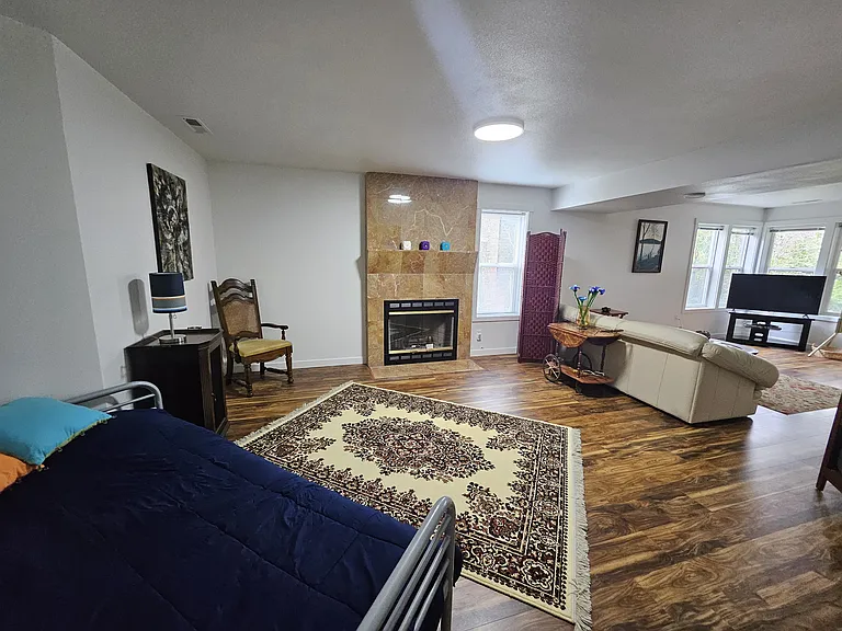 4312 SW Terlyn Ct — Photo 5