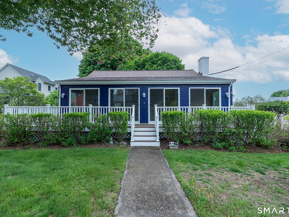 1st image of 23 Quotonset Ln