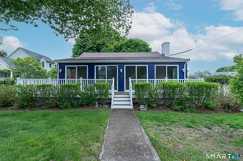 23 Quotonset Ln Photo 1