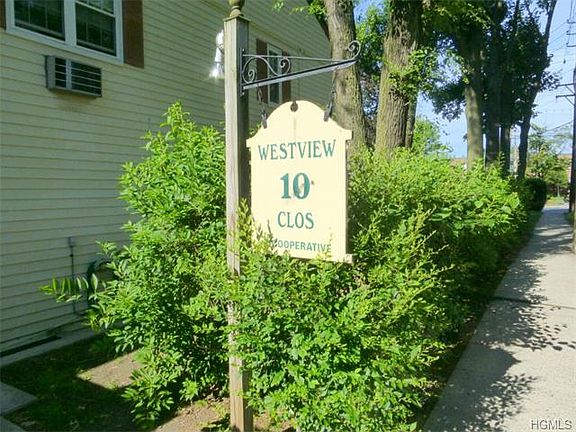 2nd image of 10 Westview Ave APT D