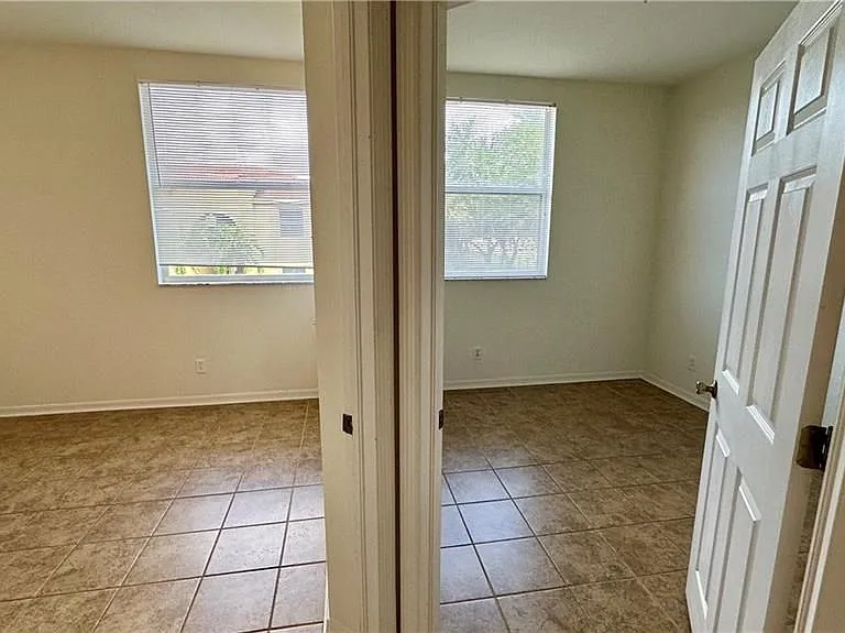 4299 Bellasol Cir #2621 — Photo 24