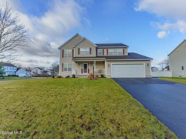 20 Katelyn Place, East Greenbush, NY 12061