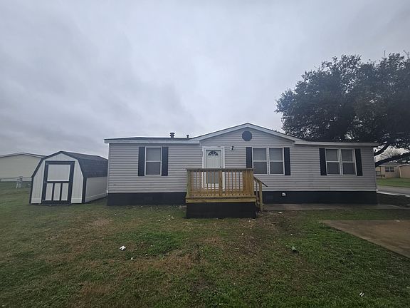 2nd image of 1601 E Slaughter Ln Trailer 96
