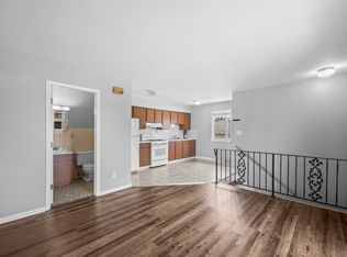 521 W 11th St APT 1, Mishawaka, IN 46544