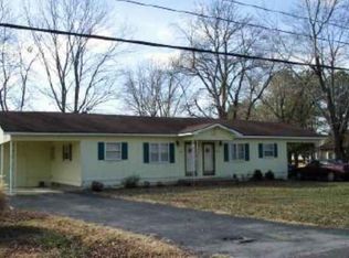 2323 Hovekamp Rd, Paducah, KY 42003