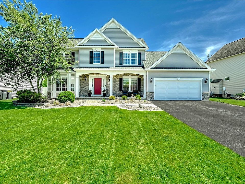 1st image of 215 Emery Run