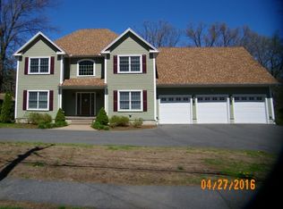 204 Elm St, Agawam, MA 01001