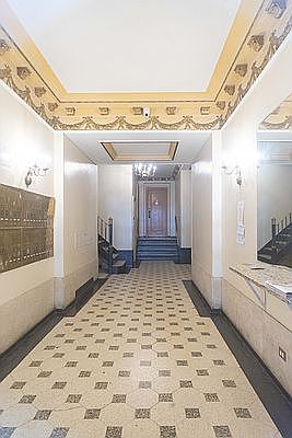 5th image of 244 W 72nd St #2E