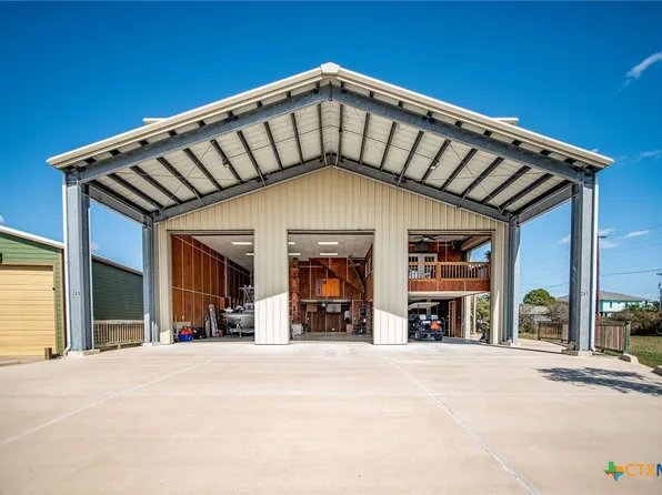 265 Coastal Oaks Loop, Pt O Connor, TX 77982