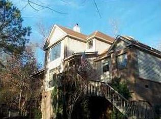 882 Richfield Rd, Deatsville, AL 36022