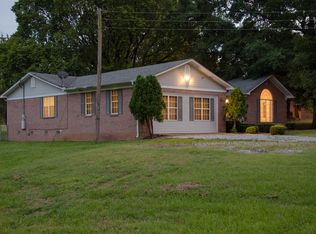 472 County Road 513, Rienzi, MS 38865
