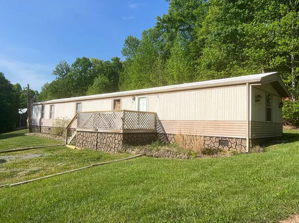 191 Bear Hollow Rd, Elizabethton, TN 37643