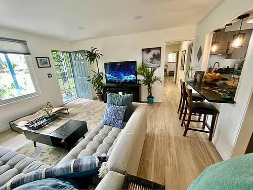 1305 Kerr Way Photo 1