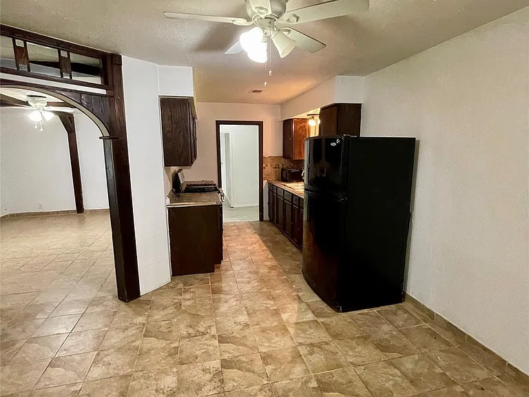 10823 Eddyrock St — Photo 8