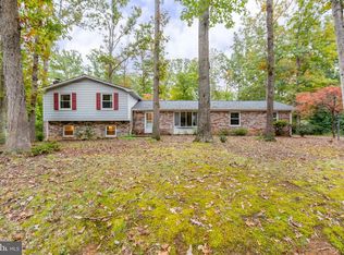 101 Silver Spring Dr, Locust Grove, VA 22508