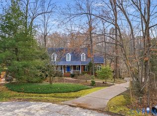 4727 Rieves Pond Dr, Chester, VA 23831