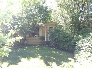 2025 NE 98th St, Seattle, WA 98115