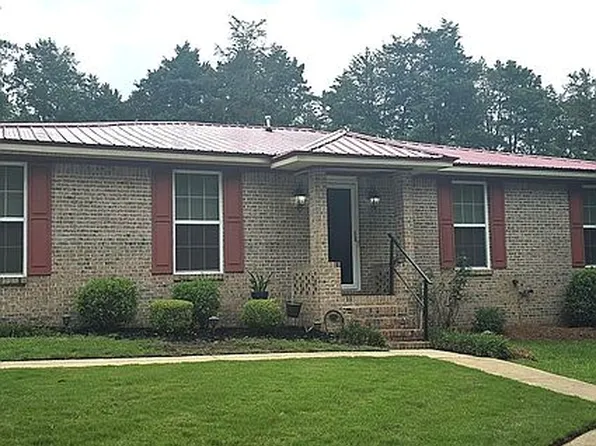 323 10th Ave, Selma, AL 36701