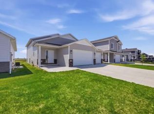 2600 74th Ave S, Fargo, ND 58104