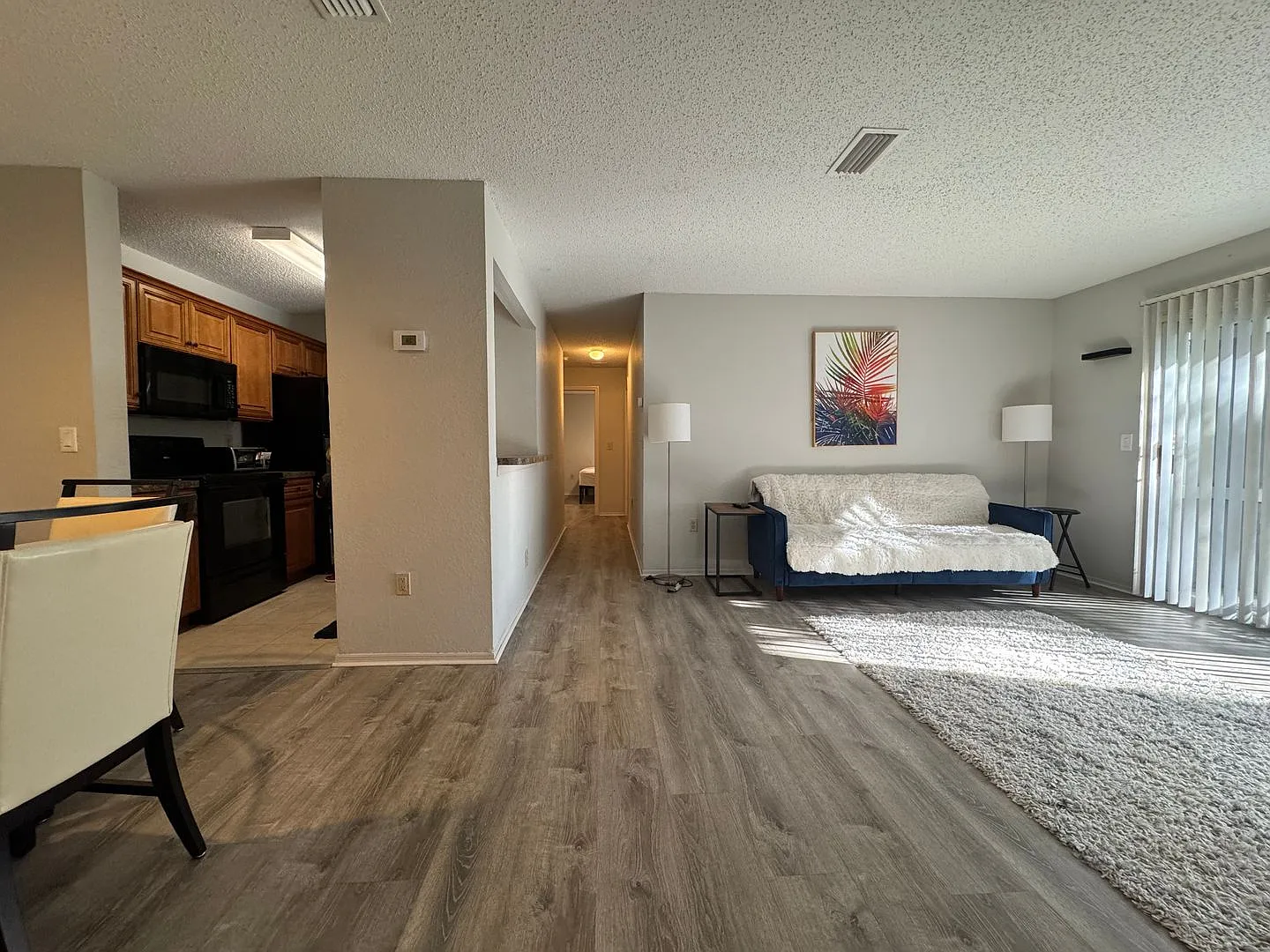 2 Bed 2 Bath in Windsor Park — Photo 2