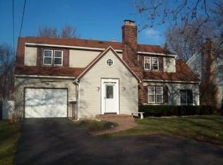 300 Seneca Rd, Rochester, NY 14622