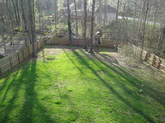 3rd image of 6815 Loretta Pl
