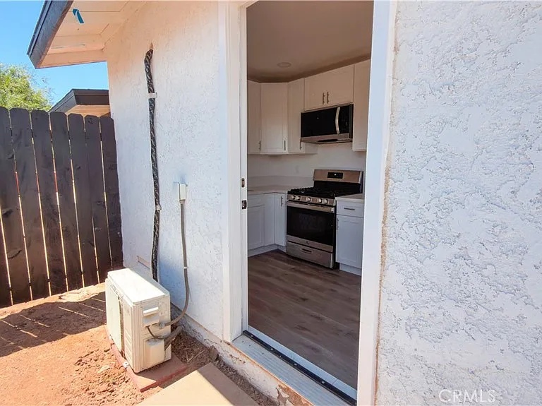 45007 Logue Ct — Photo 42
