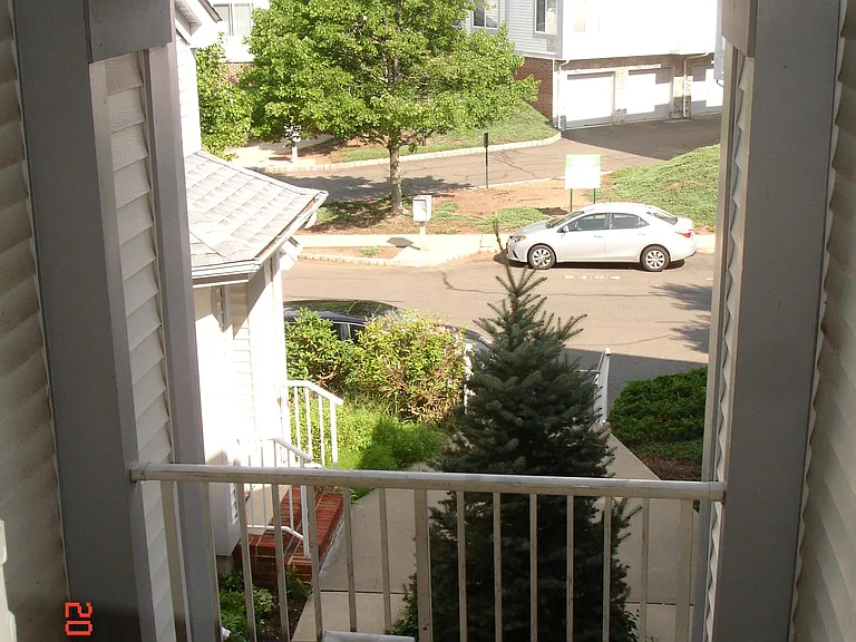 1706 Amanda Ct — Photo 1