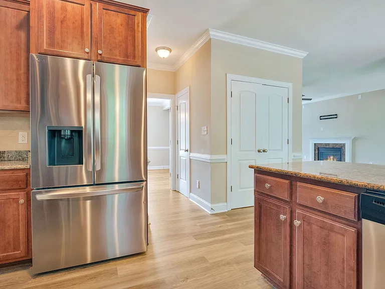 107 McKinnon Pl — Photo 5