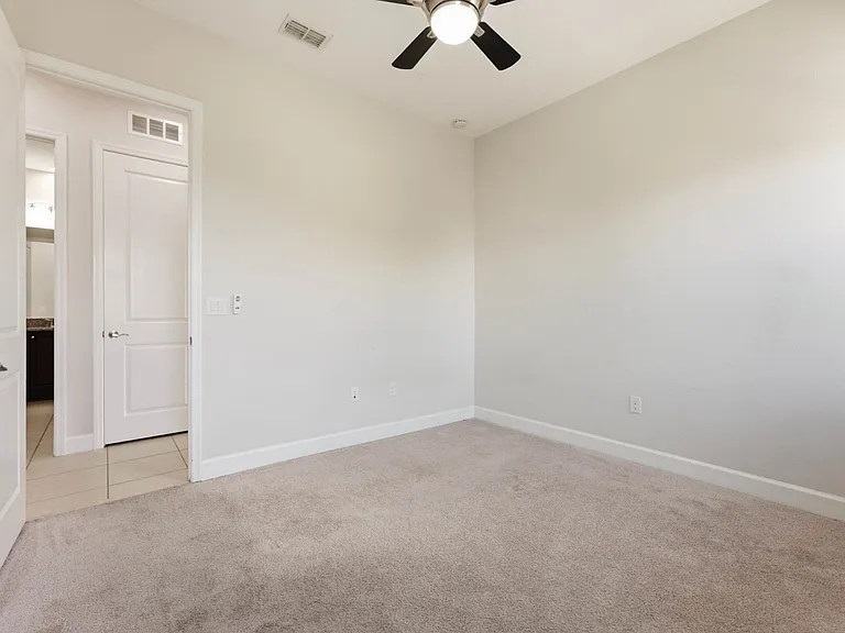 9025 Laureate Blvd — Photo 36