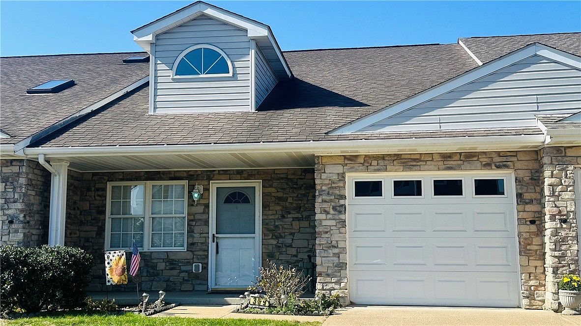 309 Garden Hill Dr E, Tarentum, PA 15084 | MLS #1676959 | Zillow