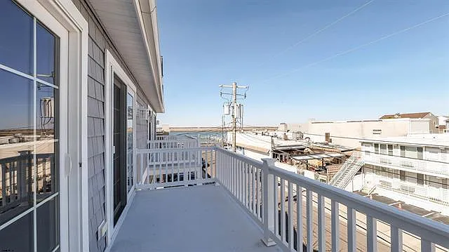210 N Madison Ave #2 — Photo 21